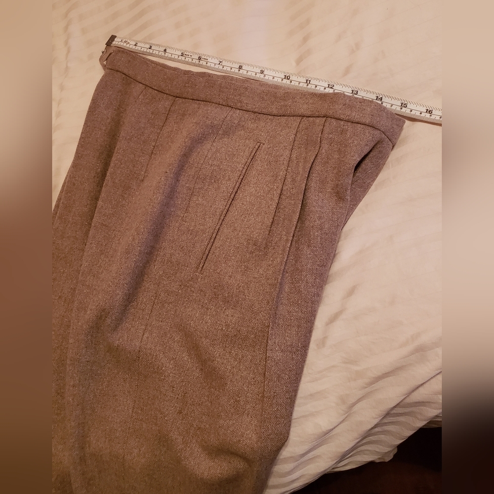 *PRICE DROP* Donna Karan CASHMERE 2 pc jacket and pants 10/M - Picture 4 of 16